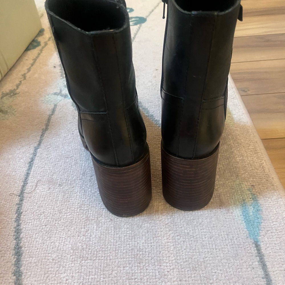 Lucky brand booties - Picture 2 of 7